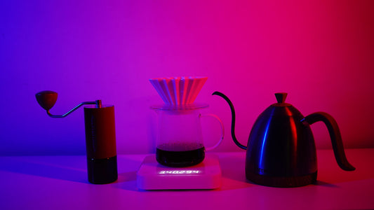 How to POUR OVER by ickle coffee